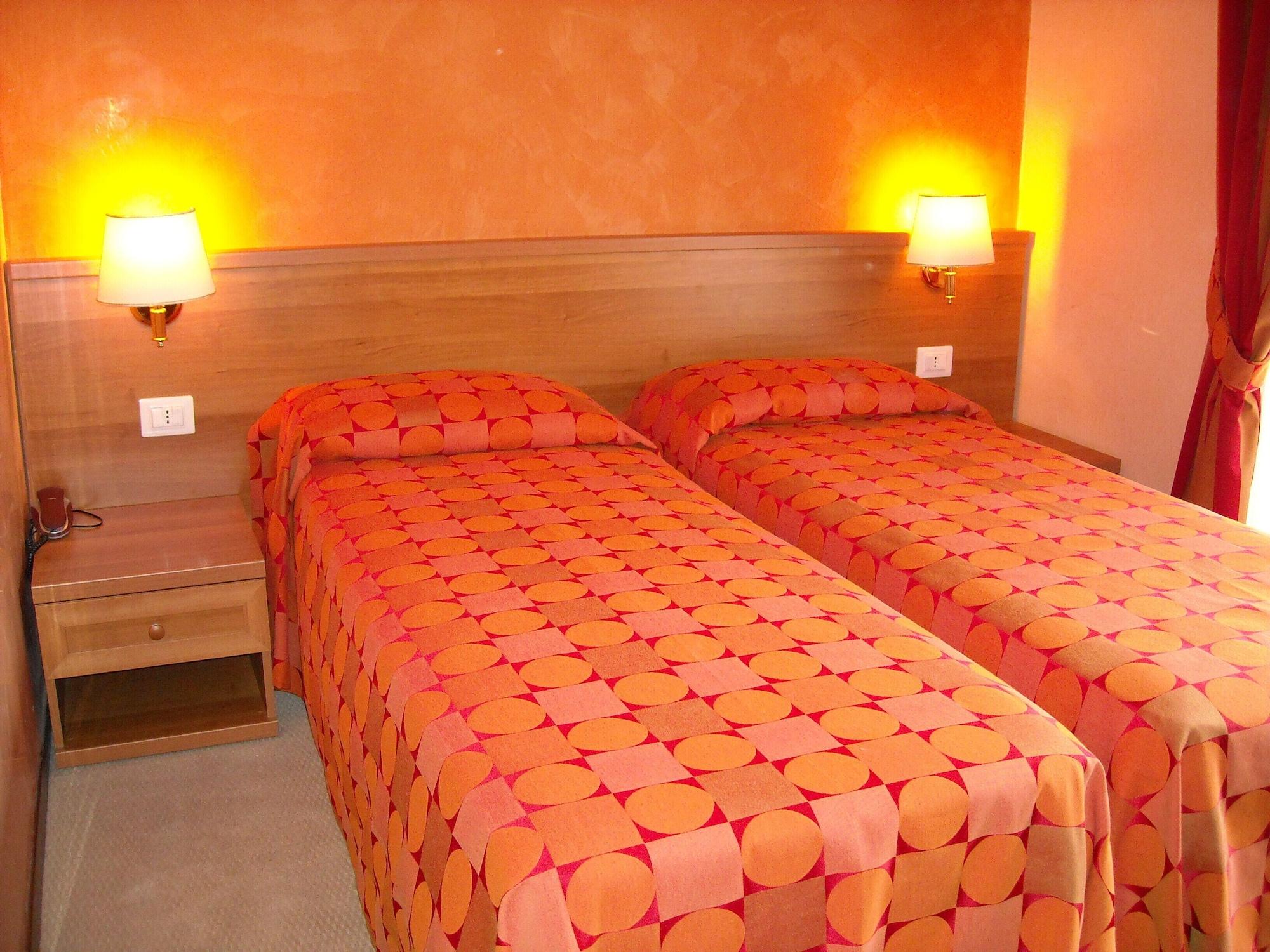 로마 모르페우스 룸스 B&B 외부 사진
