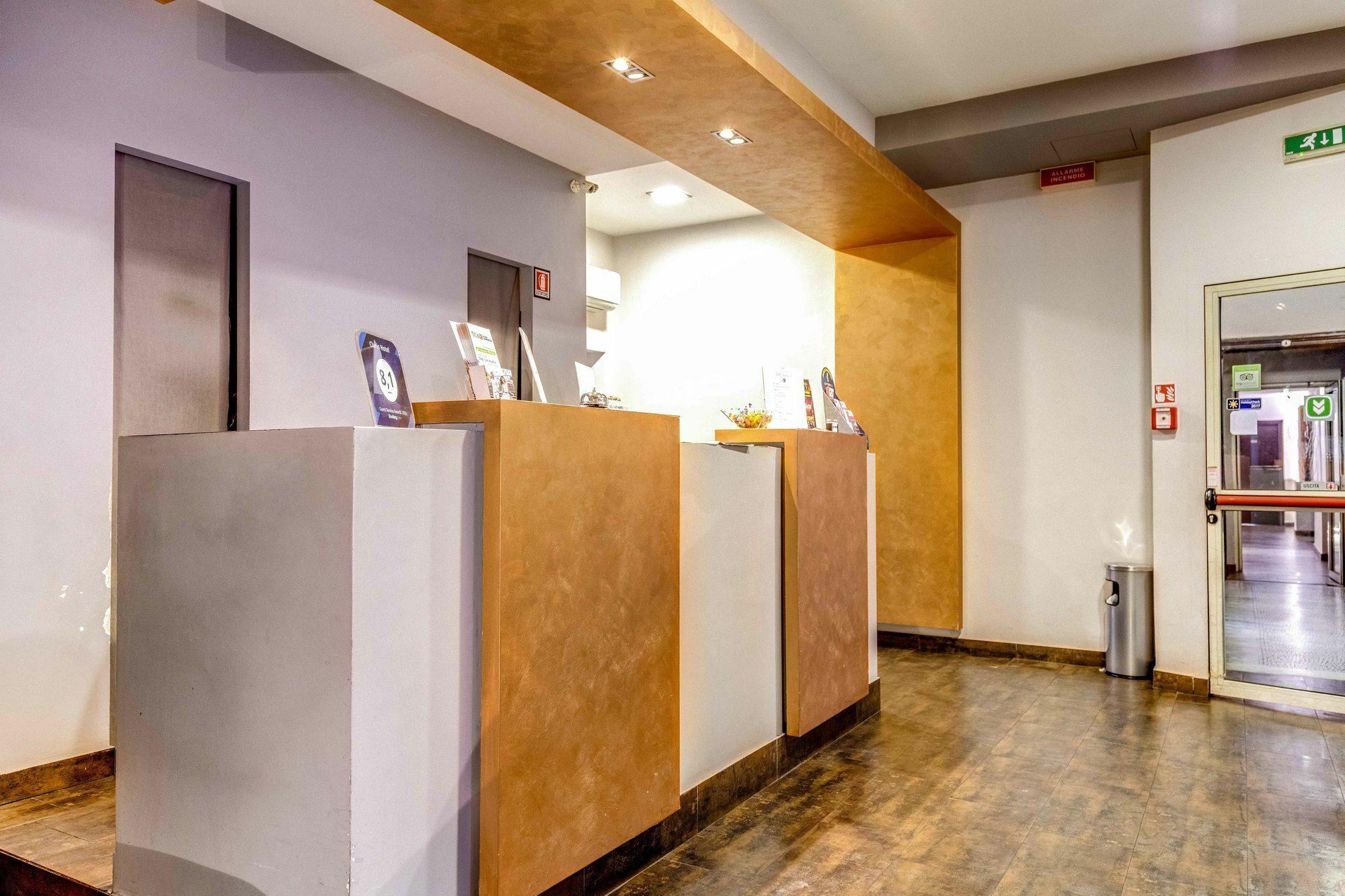 로마 모르페우스 룸스 B&B 외부 사진
